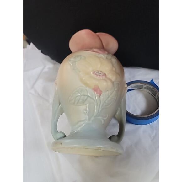 HULL POTTERY PINK AND BLUE 8-1/2 " VASE MAGNOLIA PATTERN # 2 - Picture 4 of 8